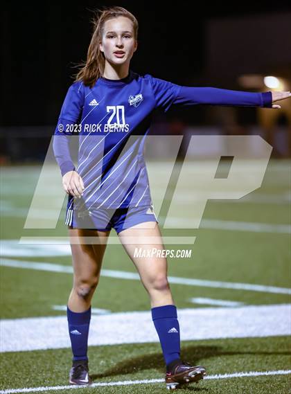 Thumbnail 3 in Lake Creek vs A&M Consolidated photogallery.