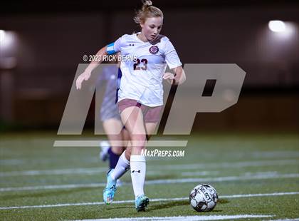 Thumbnail 3 in Lake Creek vs A&M Consolidated photogallery.