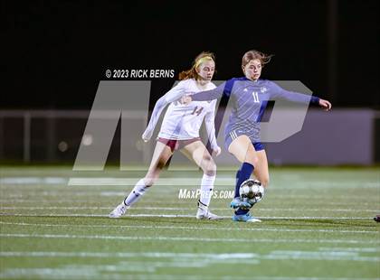 Thumbnail 2 in Lake Creek vs A&M Consolidated photogallery.