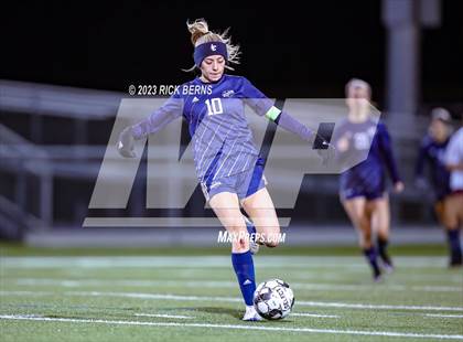 Thumbnail 2 in Lake Creek vs A&M Consolidated photogallery.