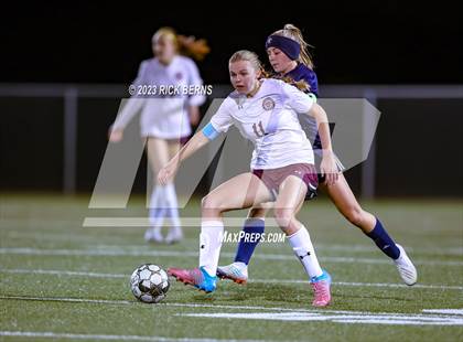 Thumbnail 3 in Lake Creek vs A&M Consolidated photogallery.