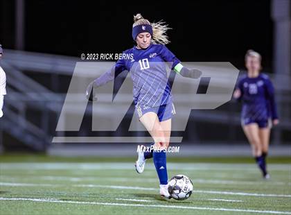 Thumbnail 1 in Lake Creek vs A&M Consolidated photogallery.