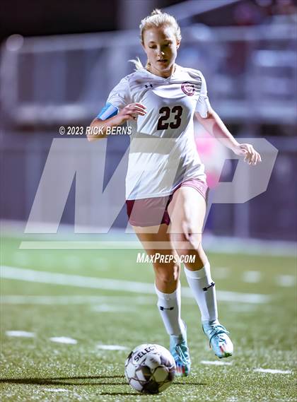 Thumbnail 3 in Lake Creek vs A&M Consolidated photogallery.