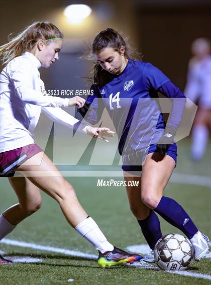 Thumbnail 1 in Lake Creek vs A&M Consolidated photogallery.