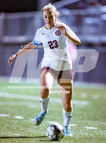 Thumbnail 3 in Lake Creek vs A&M Consolidated photogallery.