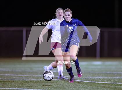 Thumbnail 2 in Lake Creek vs A&M Consolidated photogallery.