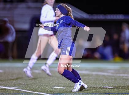 Thumbnail 3 in Lake Creek vs A&M Consolidated photogallery.