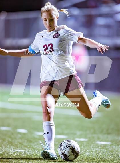 Thumbnail 2 in Lake Creek vs A&M Consolidated photogallery.