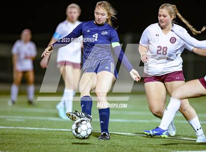 Thumbnail 3 in Lake Creek vs A&M Consolidated photogallery.