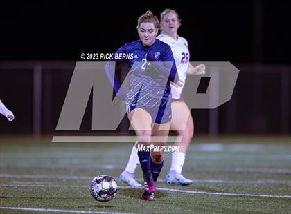 Thumbnail 2 in Lake Creek vs A&M Consolidated photogallery.