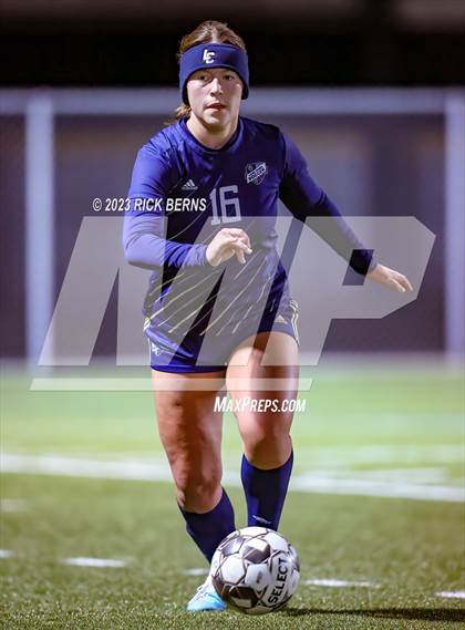 Thumbnail 2 in Lake Creek vs A&M Consolidated photogallery.