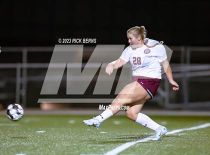 Thumbnail 3 in Lake Creek vs A&M Consolidated photogallery.