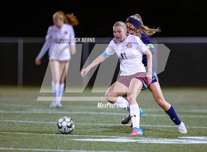 Thumbnail 2 in Lake Creek vs A&M Consolidated photogallery.