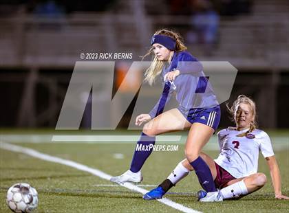 Thumbnail 2 in Lake Creek vs A&M Consolidated photogallery.