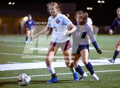 Thumbnail 3 in Lake Creek vs A&M Consolidated photogallery.