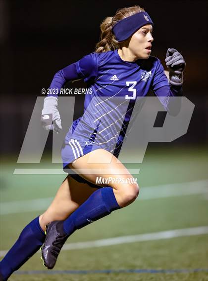 Thumbnail 2 in Lake Creek vs A&M Consolidated photogallery.