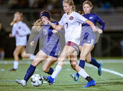 Thumbnail 3 in Lake Creek vs A&M Consolidated photogallery.
