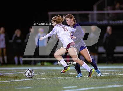 Thumbnail 2 in Lake Creek vs A&M Consolidated photogallery.