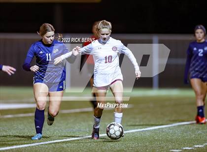 Thumbnail 2 in Lake Creek vs A&M Consolidated photogallery.