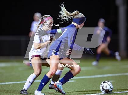 Thumbnail 3 in Lake Creek vs A&M Consolidated photogallery.