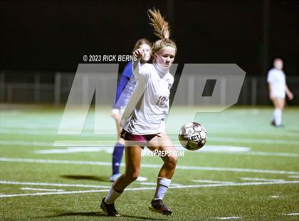 Thumbnail 3 in Lake Creek vs A&M Consolidated photogallery.