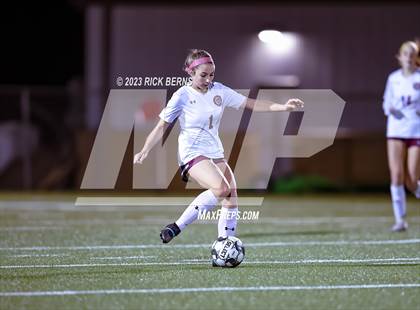 Thumbnail 1 in Lake Creek vs A&M Consolidated photogallery.