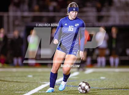 Thumbnail 3 in Lake Creek vs A&M Consolidated photogallery.