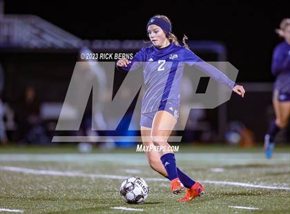 Thumbnail 1 in Lake Creek vs A&M Consolidated photogallery.