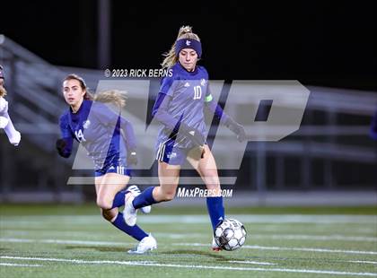 Thumbnail 1 in Lake Creek vs A&M Consolidated photogallery.