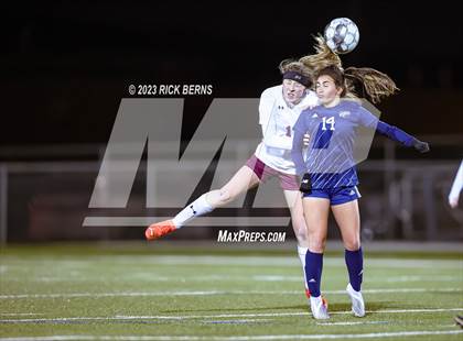Thumbnail 3 in Lake Creek vs A&M Consolidated photogallery.