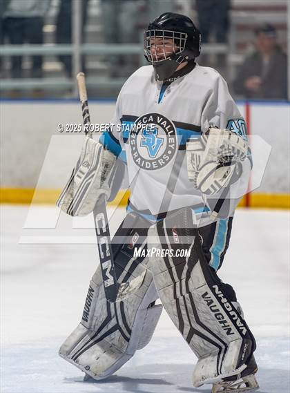 Thumbnail 2 in Pine-Richland @ Seneca Valley (PIHL 3A Quarter Final) photogallery.