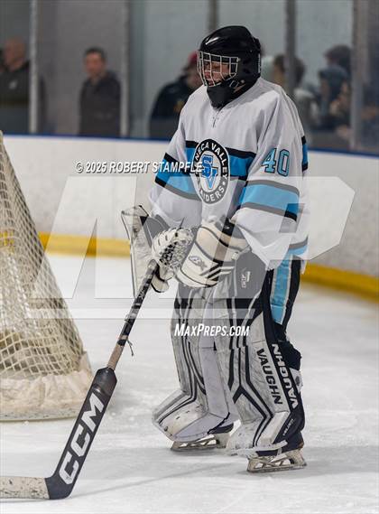 Thumbnail 2 in Pine-Richland @ Seneca Valley (PIHL 3A Quarter Final) photogallery.