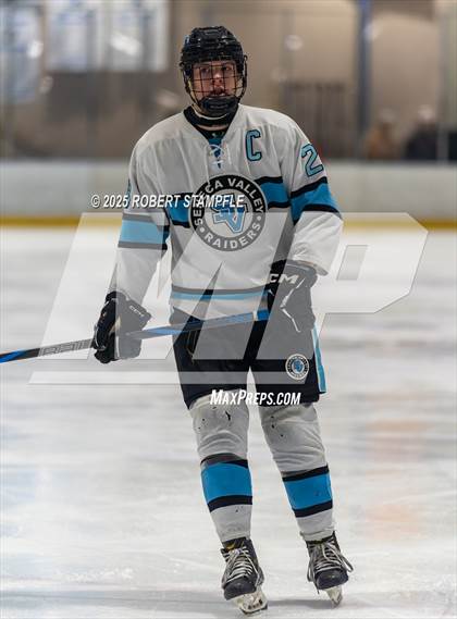 Thumbnail 2 in Pine-Richland @ Seneca Valley (PIHL 3A Quarter Final) photogallery.