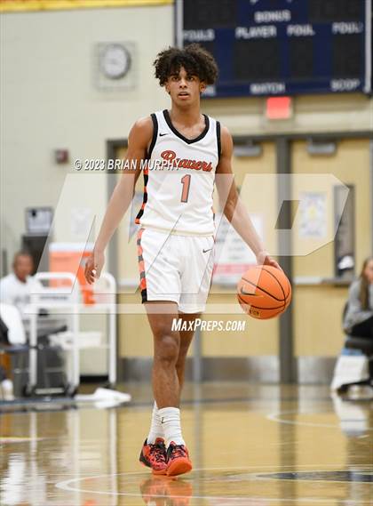 Thumbnail 3 in Redmond vs. Beaverton (Les Schwab Invitational) photogallery.