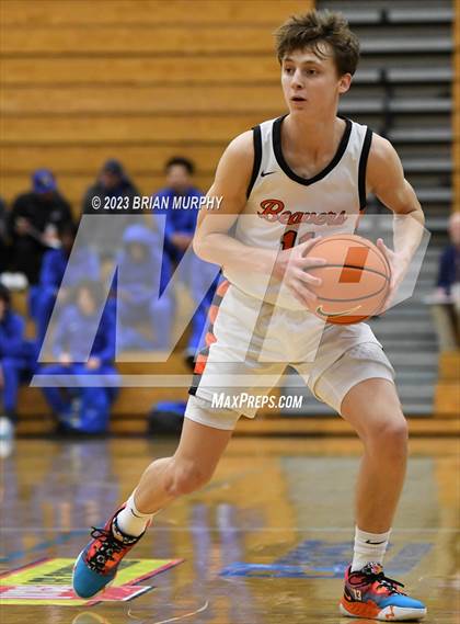 Thumbnail 2 in Redmond vs. Beaverton (Les Schwab Invitational) photogallery.