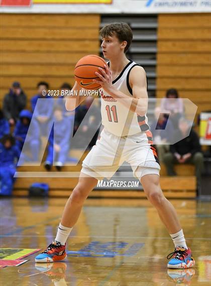 Thumbnail 1 in Redmond vs. Beaverton (Les Schwab Invitational) photogallery.
