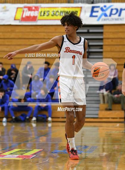 Thumbnail 3 in Redmond vs. Beaverton (Les Schwab Invitational) photogallery.