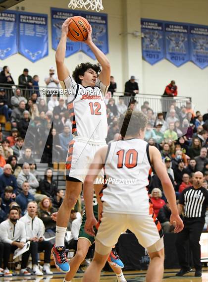 Thumbnail 1 in Redmond vs. Beaverton (Les Schwab Invitational) photogallery.