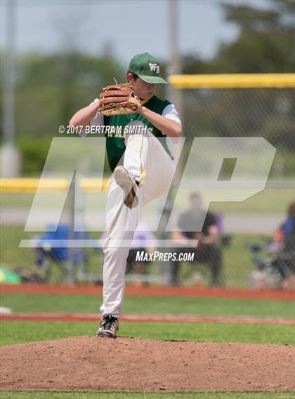 Thumbnail 2 in Clarence vs. Williamsville North (Section 6 Class AA Final) photogallery.