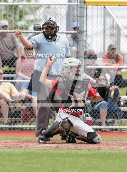 Thumbnail 1 in Clarence vs. Williamsville North (Section 6 Class AA Final) photogallery.