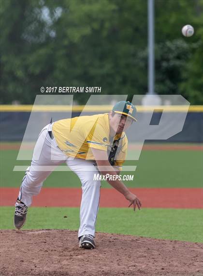 Thumbnail 1 in Clarence vs. Williamsville North (Section 6 Class AA Final) photogallery.