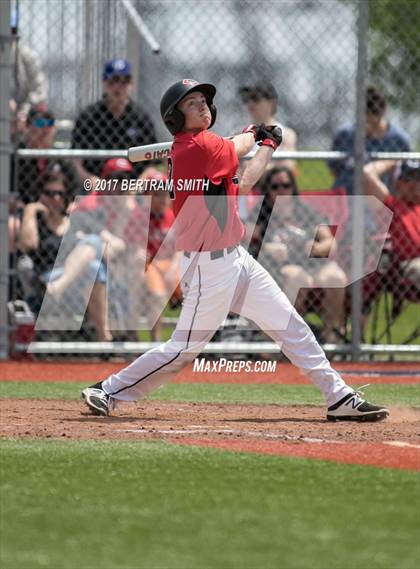 Thumbnail 3 in Clarence vs. Williamsville North (Section 6 Class AA Final) photogallery.