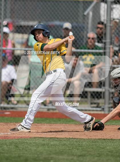 Thumbnail 2 in Clarence vs. Williamsville North (Section 6 Class AA Final) photogallery.