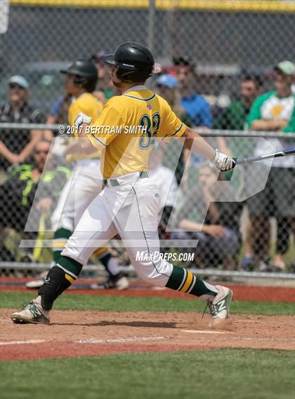 Thumbnail 1 in Clarence vs. Williamsville North (Section 6 Class AA Final) photogallery.