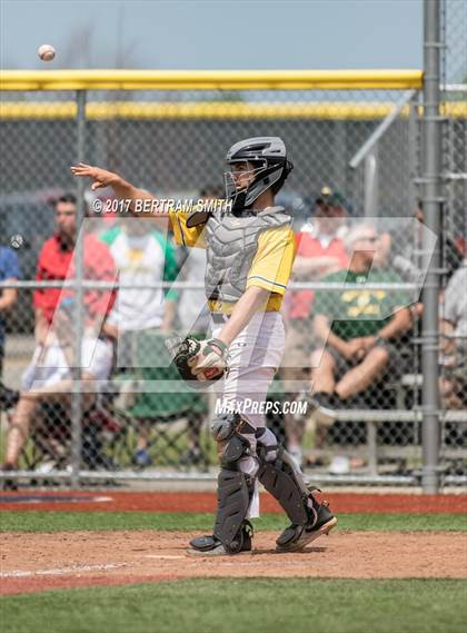 Thumbnail 1 in Clarence vs. Williamsville North (Section 6 Class AA Final) photogallery.