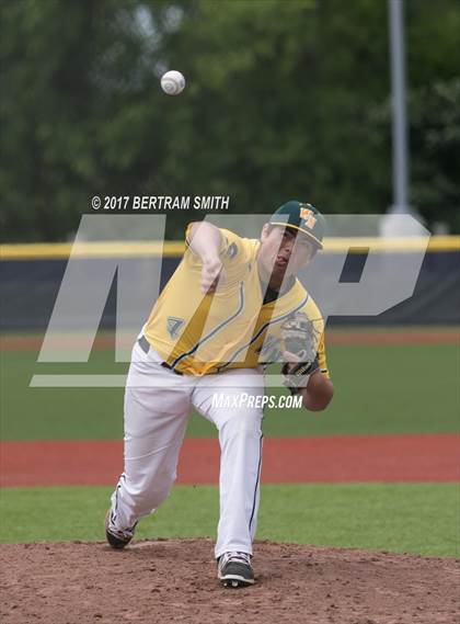 Thumbnail 1 in Clarence vs. Williamsville North (Section 6 Class AA Final) photogallery.