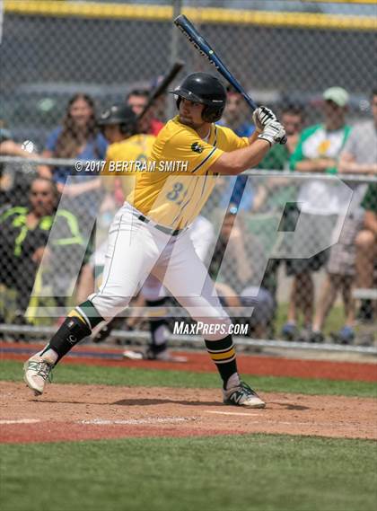 Thumbnail 3 in Clarence vs. Williamsville North (Section 6 Class AA Final) photogallery.
