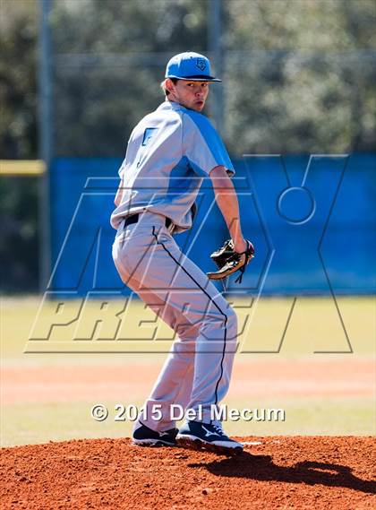 Thumbnail 3 in Sickles @ Newsome photogallery.