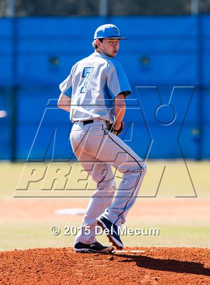 Thumbnail 1 in Sickles @ Newsome photogallery.