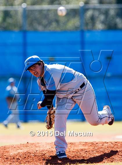 Thumbnail 1 in Sickles @ Newsome photogallery.
